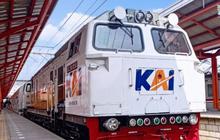 Kronologi Balita Dilarang Naik Kereta, Ucapan Petugas Stasiun Bikin Penumpang Meradang