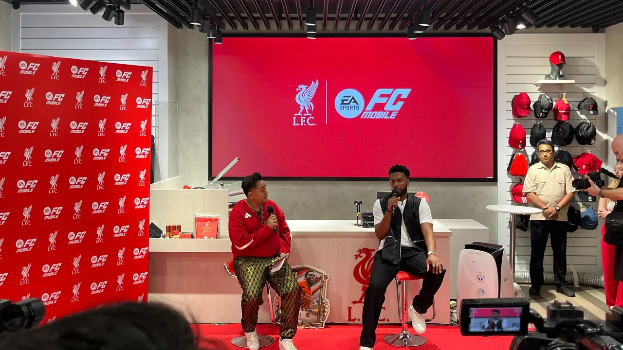 Mantan penyerang Liverpool, Daniel Sturridge, hadir di Jakarta.