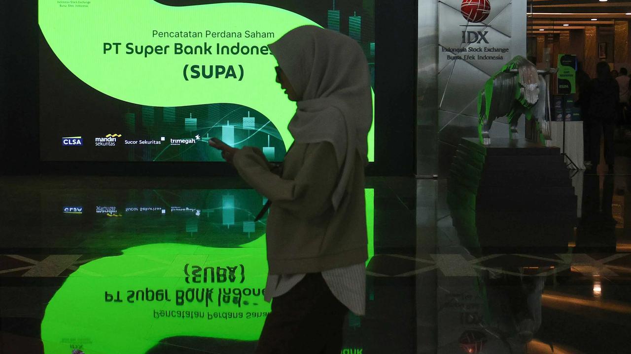 FOTO: Superbank Resmi Melantai di Bursa Efek Indonesia