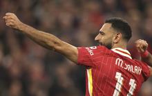 Arne Slot Sebut Mohamed Salah Bisa Bermain jadi Bek Kanan untuk Liverpool