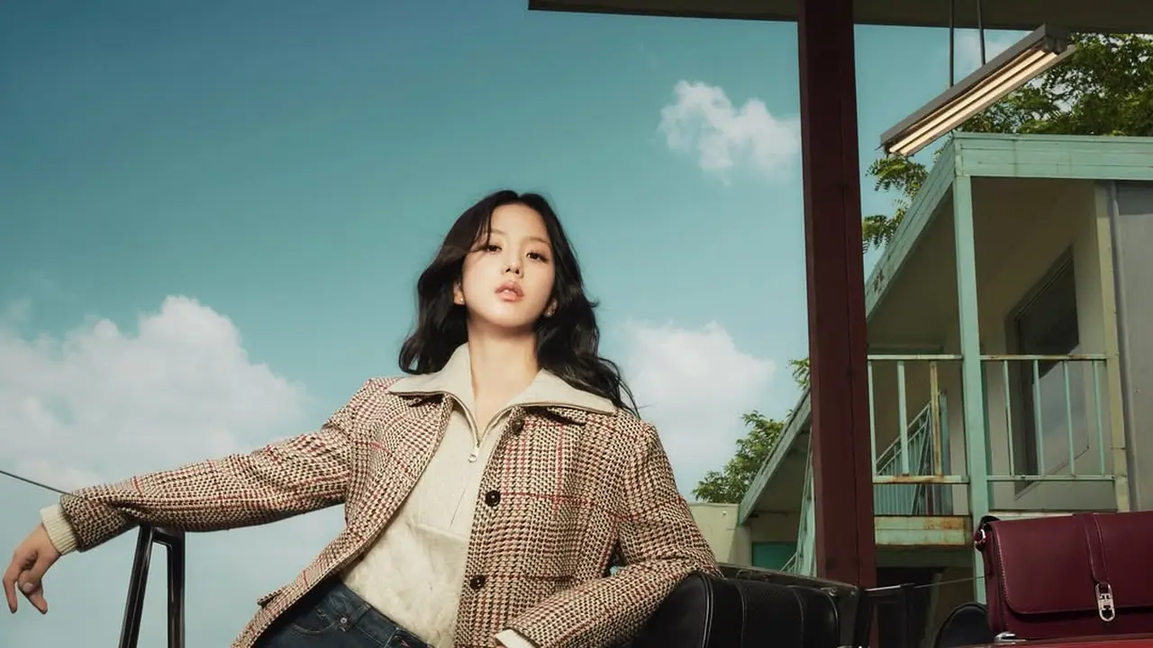 Jisoo BLACKPINK Tampil Preppy Elegan dalam Pemotretan Terbaru Bersama Tommy Hilfiger