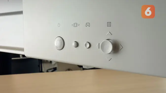Tombol di Lenovo Legion Pro 32UD-10. (Liputan6.com/ Yuslianson)
