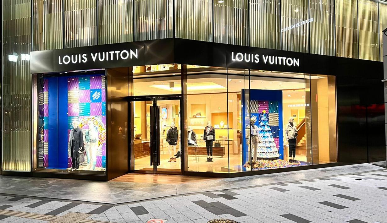 Louis Vuitton dengan bangga mempersembahkan kolaborasinya dengan Lego di momen liburan [Louis Vuitton]