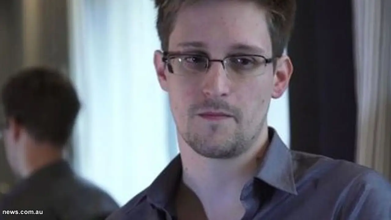 snowden-130726c.jpg