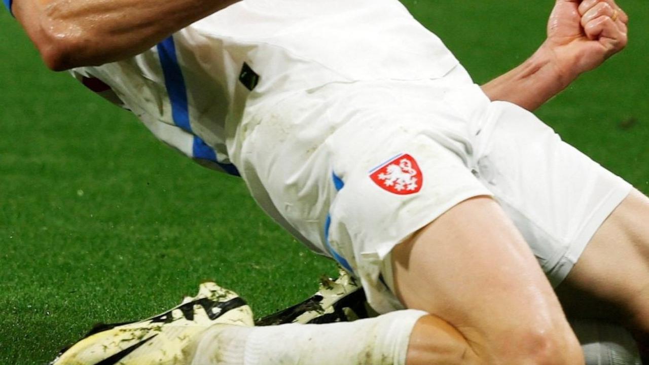 Hingga memasuki babak kedua, Portugal yang sudah tampil dominan sepanjang laga mendapat serangan tak terduga dari Republik Ceko yang tampil berbahaya hingga berhasil unggul lebih dulu melalui gol Luka Provod di menit ke-62. Foto: Reuters<br>