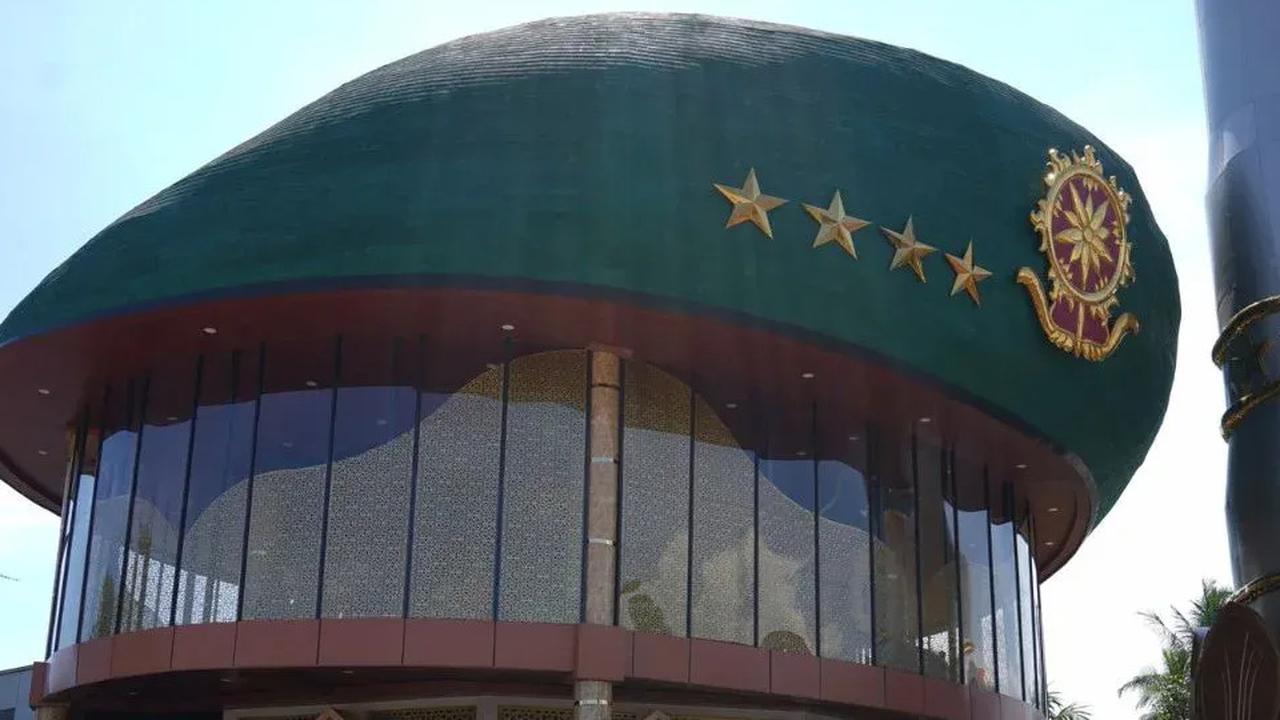 Makna di Balik Kubah Baret Hijau Bintang 4 dan Tongkat Komando di Masjid Milik Panglima TNI