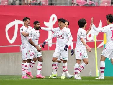 Hingga pekan kelima Meiji Yasuda J1 League musim ini, tiga tim jadi penguasa klasemen sementara. Ketiganya adalah Machida Zelvia, Cerezo Osaka, dan Vissel Kobe. Ketiganya punya catatan impresif hingga pekan kelima. Berikut catatan impresif ketiganya. (J.LEAGUE)