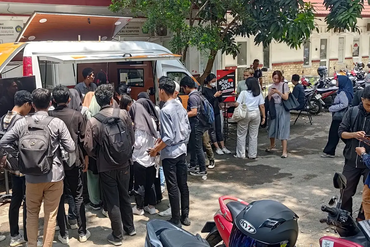 Mobil Ide Rakyat Lembaga Survei KedaiKopi