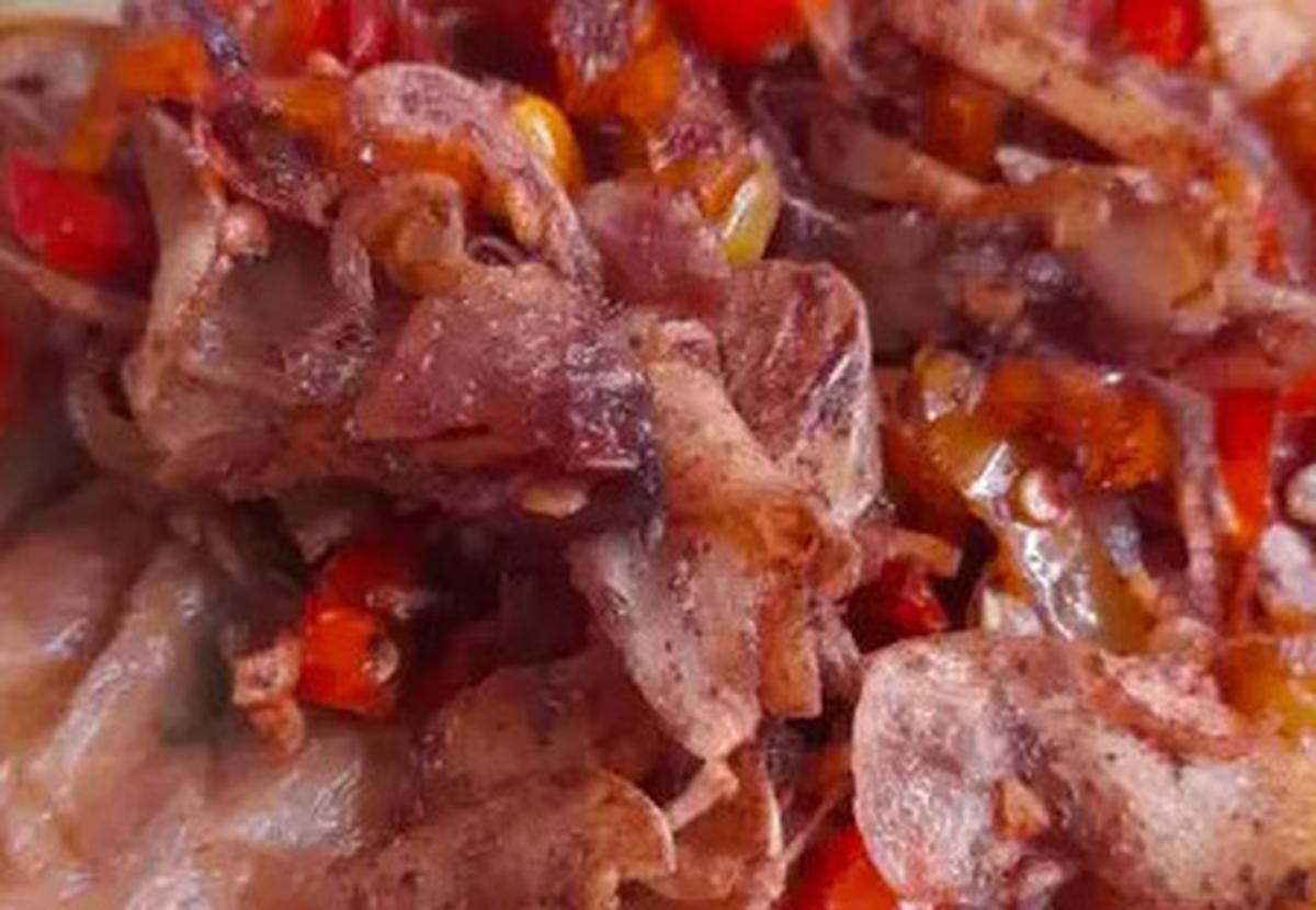3 Resep Praktis Telur Dadar Sambal Embe yang Khas Bali