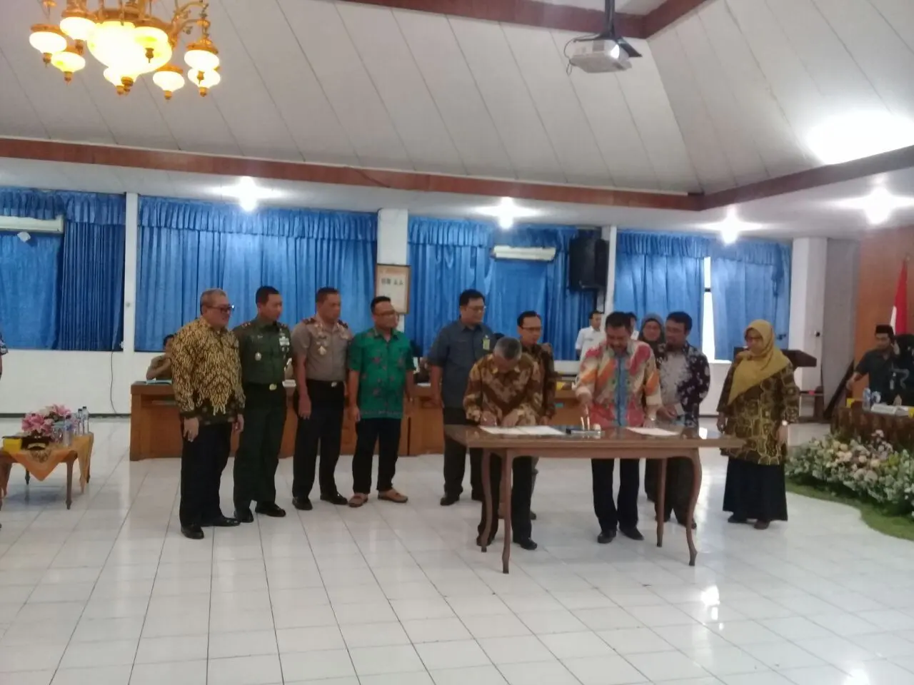 Rapat Pleno Terbuka penetapan pasangan calon dalam kontestasi Pilgub Jateng 2018. (foto: Liputan6.com/edhie)