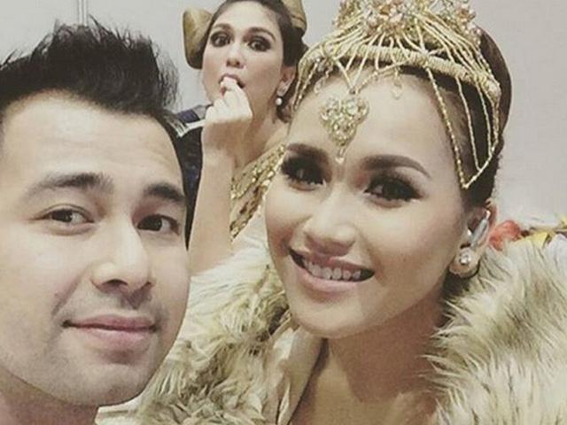 Raffi Ahmad Pergi Ke Belanda Bareng Ayu Ting Ting Ada Apa Ya Showbiz Liputan6 Com
