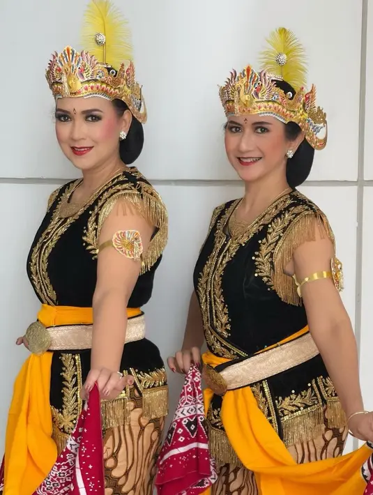 <p>(Instagram/irawbw)</p>