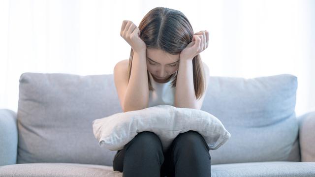 12 Penyebab Kulit Kepala Bau Apek yang Jarang Disadari, Cek Cara Mengatasinya!