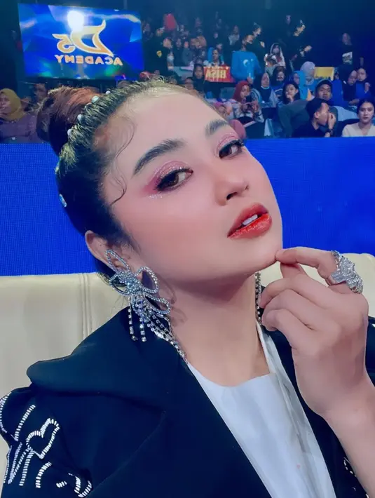 (Instagram/dewiperssik9)