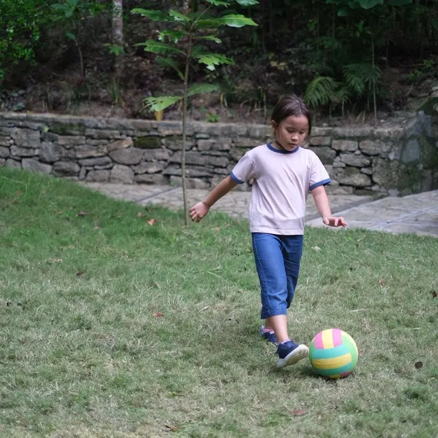 [Fimela] Zaskia Adya Mecca dan Kala Madali