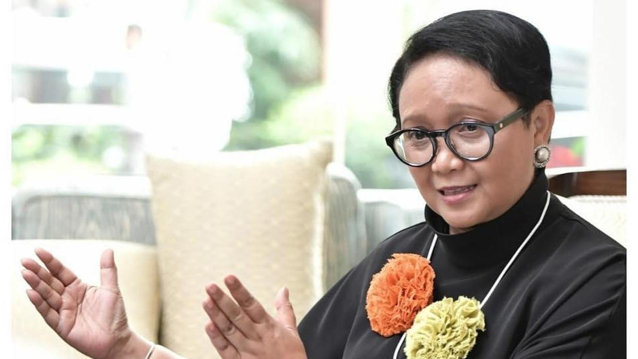 Masa Kecil Menlu Retno Marsudi, Kenangan Ayam Suwir dan Pesan Eling Sang Ibunda