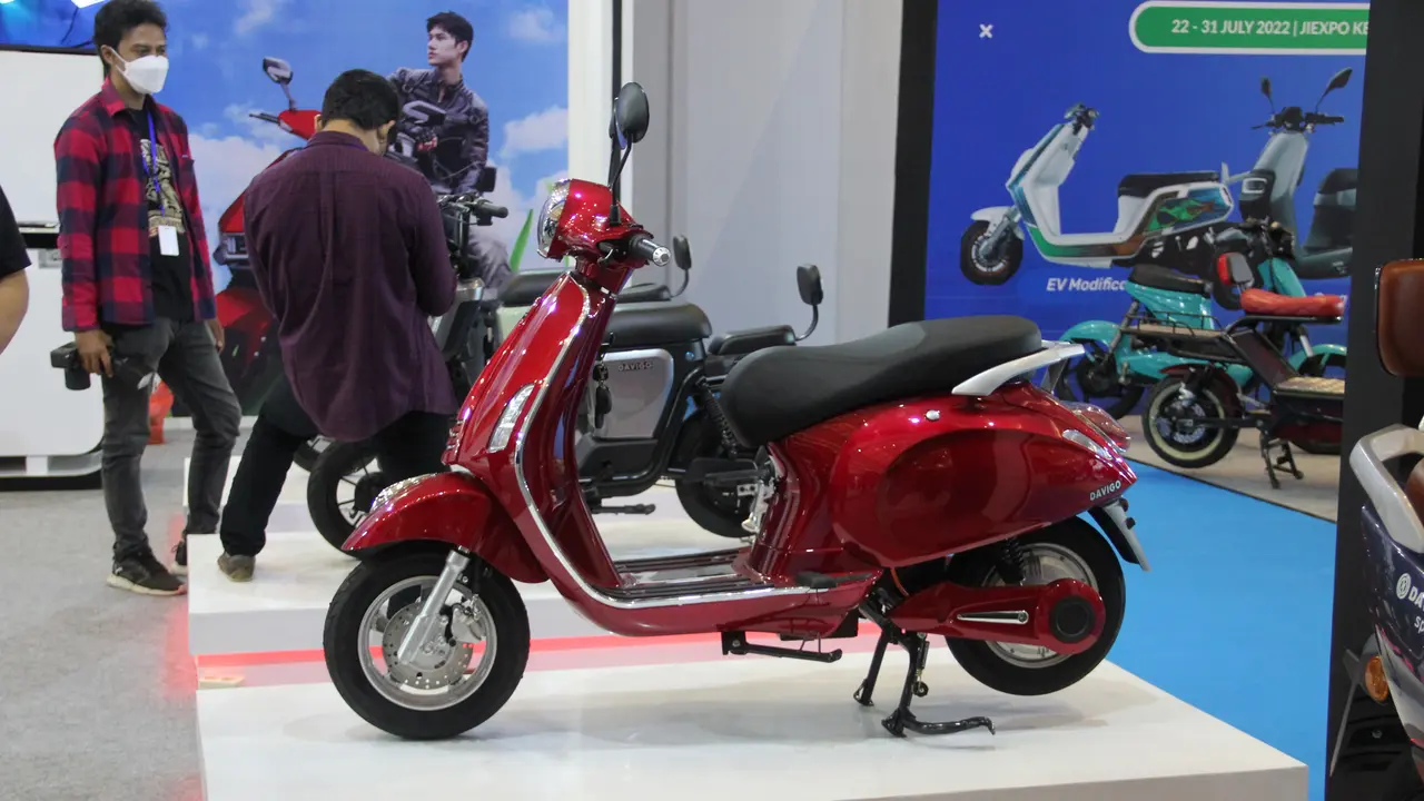 Vespa Listrik