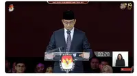 Calon Presiden (Capres) nomor urut 01 Anies Baswedan saat membacakan visi misi di debat Pilpres 2024 terakhir yang digelar Minggu (4/2/2024) di Jakarta Convention Center (JCC), Senayan, Jakarta Pusat. (Tangkapan Layar YouTube KPU RI)