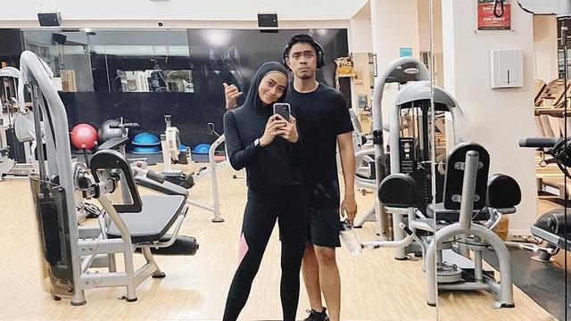Ayudia Bing Slamet dan Ditto Percussion ngegym bareng (Instagram/ayudiac)
