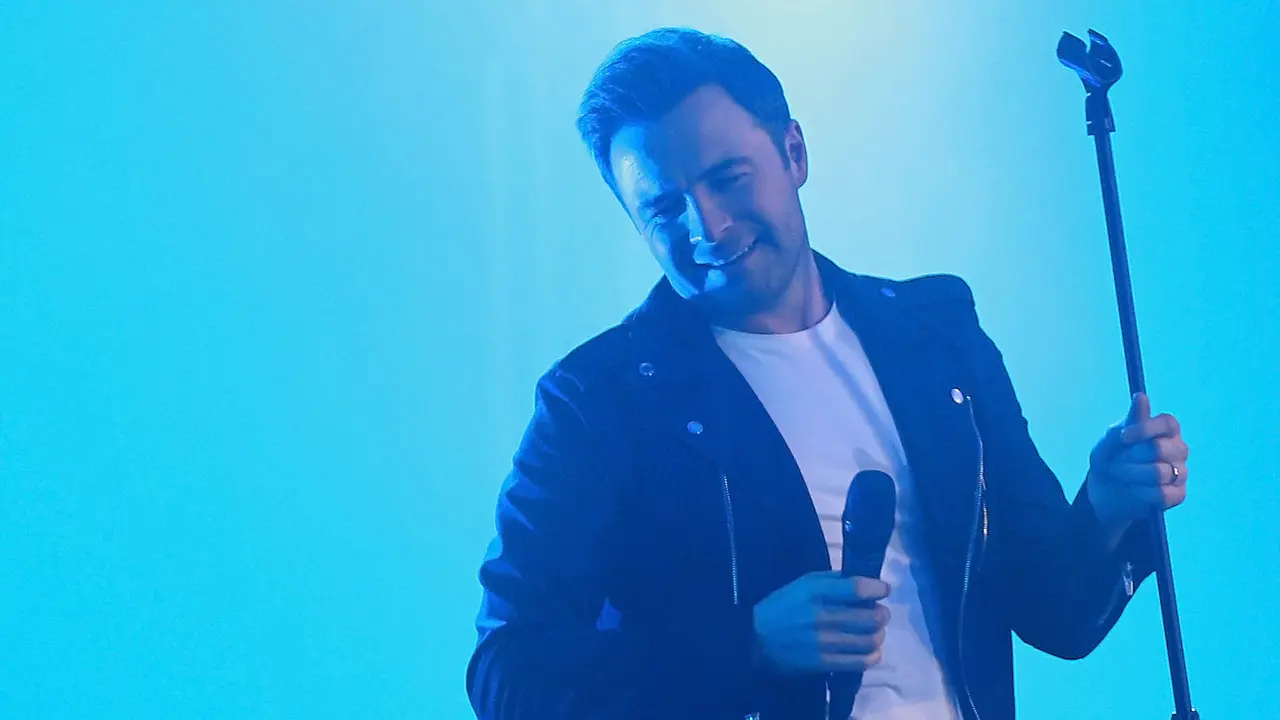 [Bintang] Shane Filan