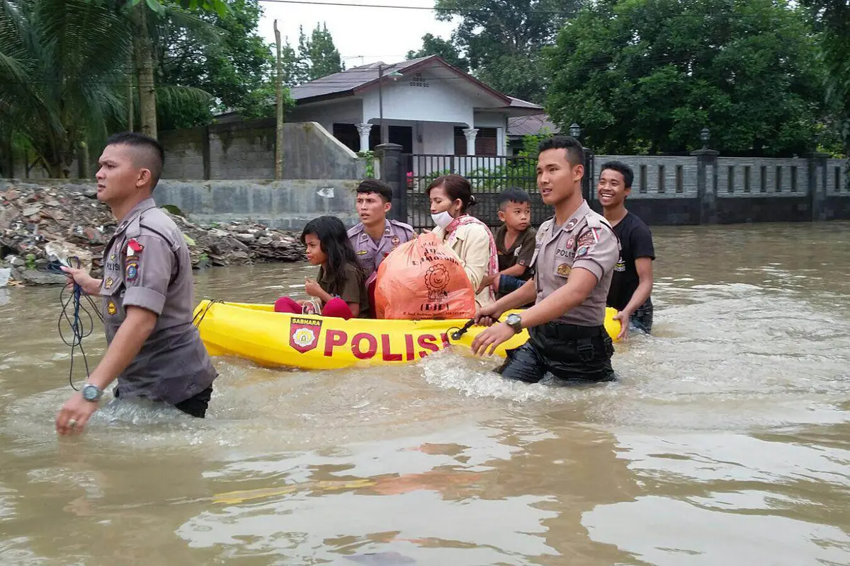 Balita dan Lelaki Paruh Baya Jadi Korban Banjir Deliserdang