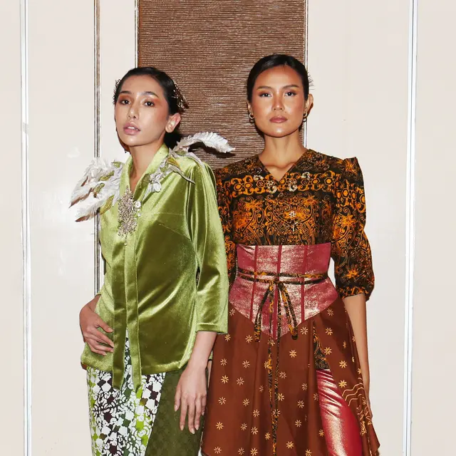 Mengintip Beauty Looks dari The Body Shop Indonesia di Parade Wastra Nusantara “Selaras Wastra”