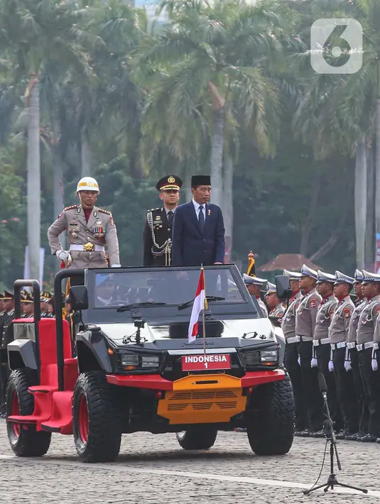Presiden Joko Widodo juga mengatakan, Polri harus memiliki kemampuan teknis yang lebih unggul dari pelaku-pelaku kejahatan. (Liputan6.com/Angga Yuniar)
