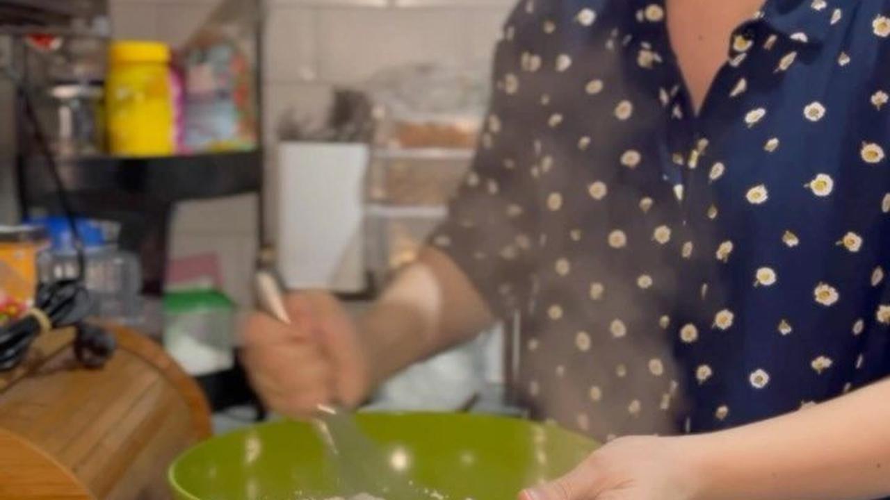 Jadi Ibu Rumah Tangga, Intip Potret Asmirandah saat Beraktivitas di Rumah dengan Penampilannya yang Cantik Natural
