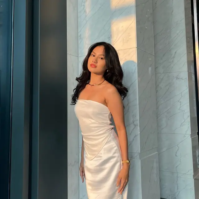 6 Potret Artis Alika Jantinia, Bintangi Series Adaptasi Antares hingga Santri Pilihan Bunda