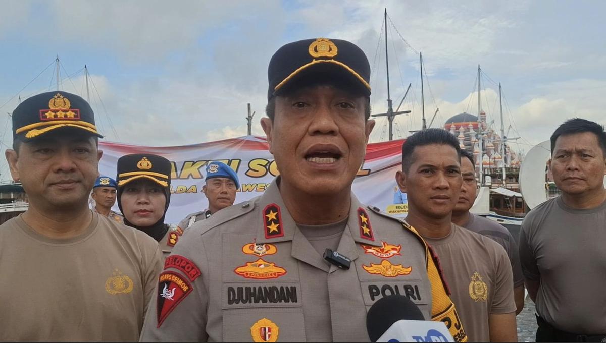 Penuhi Perintah Presiden, Polda Sulsel Kerahkan 400 Personel Bersihkan Pantai Losari