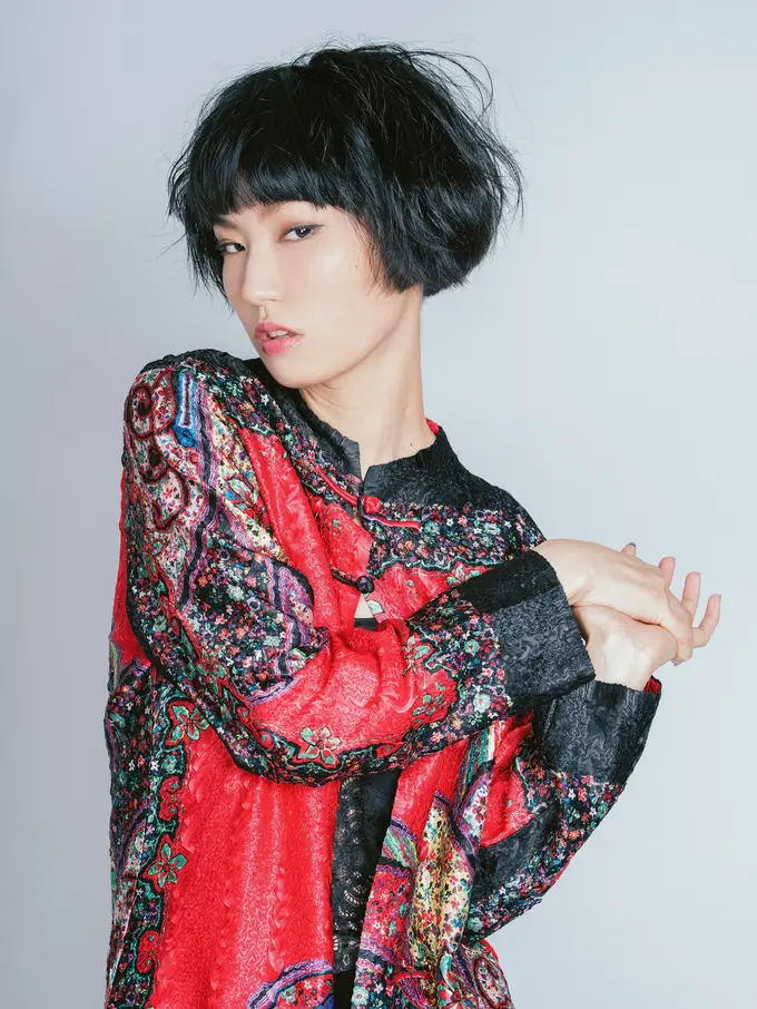 Tips Hilangkan Noda Bekas Jerawat di Malam Hari / Image: AO on Unsplash