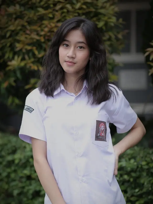 Tampil Beda, Ini 6 Potret Keisya Levronka dengan Gaya Rambut Keriting