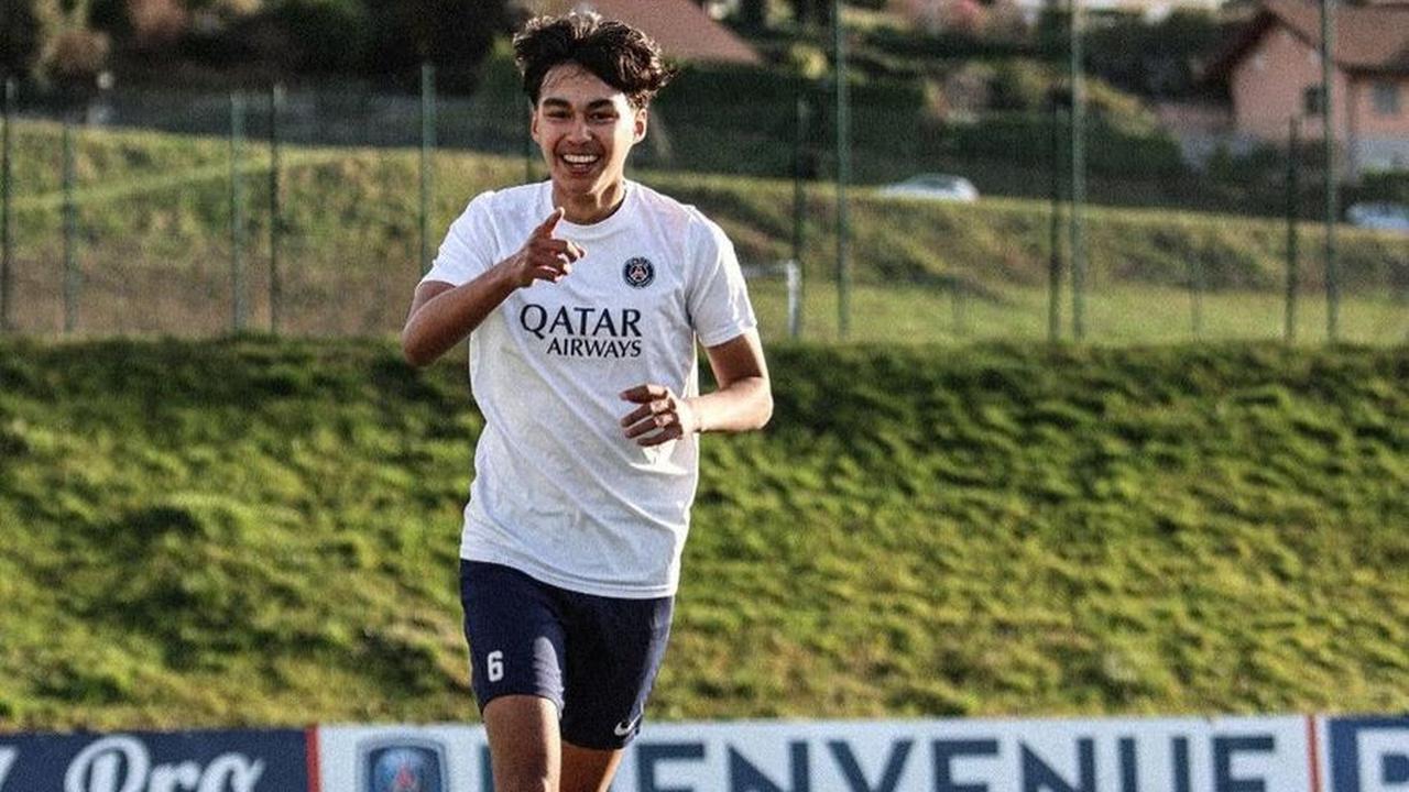 Sering Bagikan Aktivitas di Lapangan Sepak Bola