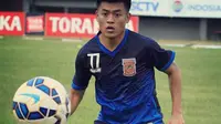 Pemain sayap Pusamania Borneo FC, Jefri Kurniawan prihatin dengan situasi yang dialami mantan klubnya, Persinga Ngawi. (Bola.com/Robby Firly)