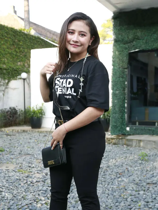 [Fimela] Prilly Latuconsina