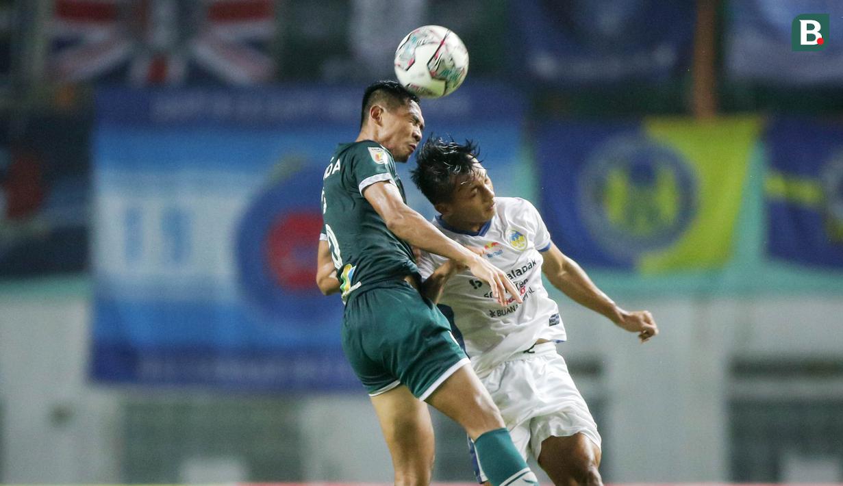 Tambahan satu poin tak mengubah posisi PSIM dan PSMS di klasemen sementara Grup Y. (Bola.com/Bagaskara Lazuardi)