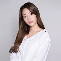 Latihan keras, perjalanan karier Lee Hyunjoo tak bertahan lama di APRIL.