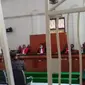 Sidang eks camat di Makassar (Liputan6.com/Eka Hakim)