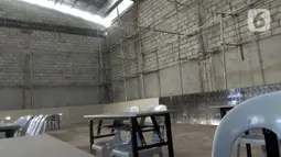 Kondisi media center dari Stadion Rizal Memorial di Manila, Filipina, Senin (25/11/2019). Meski akan digunakan untuk ajang SEA Games 2019, kondisi ruangannya sangat memprihatinkan. (Bola.com/M Iqbal Ichsan)