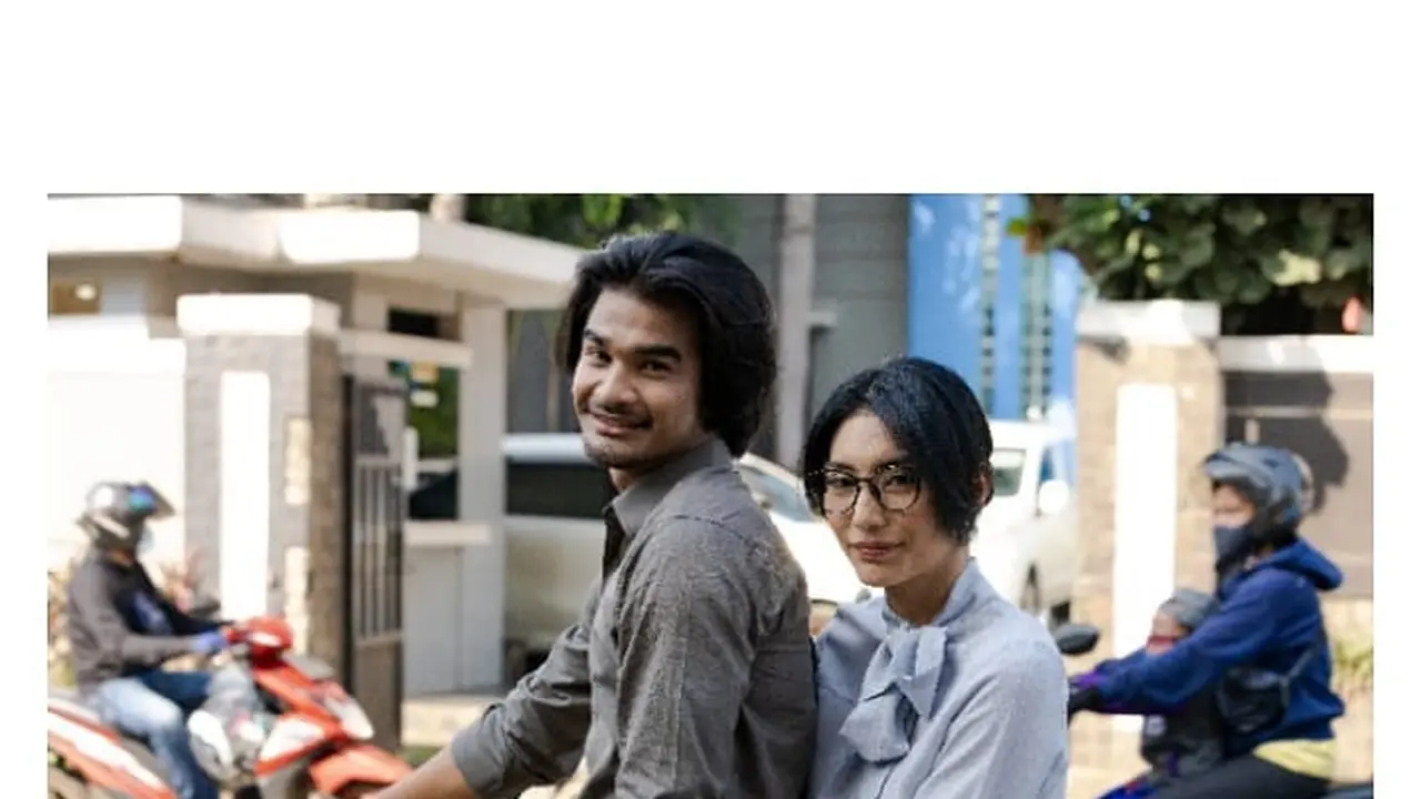 Tengku Tezi dan Tyas Mirasih