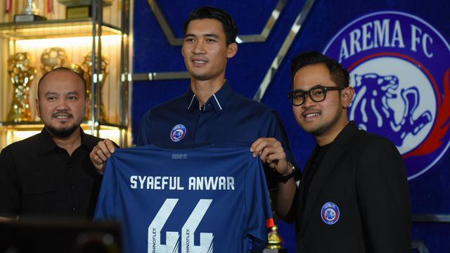Bek anyar Arema FC, Syaeful Anwar.