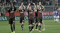 Pemain Milan melakukan selebrasi ke arah tribun penonton usai menang lawan Sampdoria. (acmilan.com)