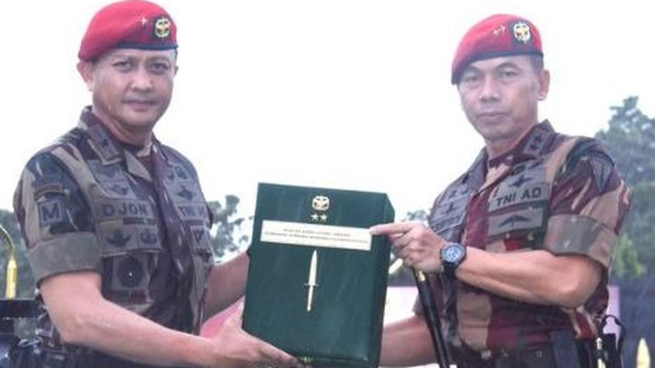 Perwira tinggi (pati) TNI AD kelahiran Payakumbuh, Sumatera Barat tersebut merupakan putra dari Mayjen TNI (Purn) Afifuddin Thaib.