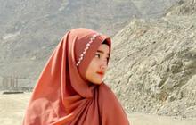 6 Potret Fuji Tampil Menawan Kenakan Hijab Putih di Pengajian Frans Faisal, Dipuji Cantiknya Gak Ada Obat