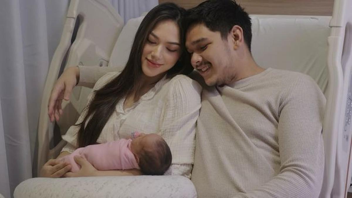 Penuh Syukur, 6 Potret Kebahagiaan Nabila Gardena dan Suami Umumkan Kelahiran Anak Kedua