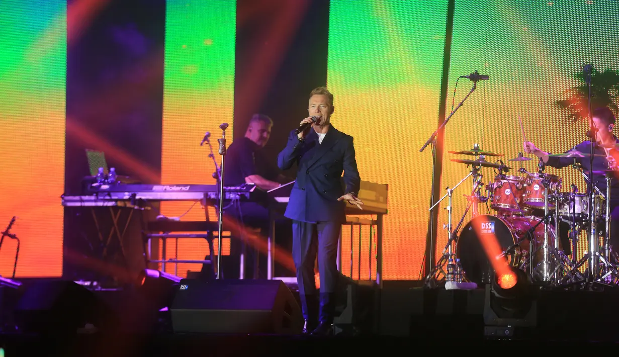 Sang penyanyi asal Irlandia ini menggelar konser di Pullman Hotel pada 18 Agustus 2023 kemarin. [Adrian Putra/Fimela.com]