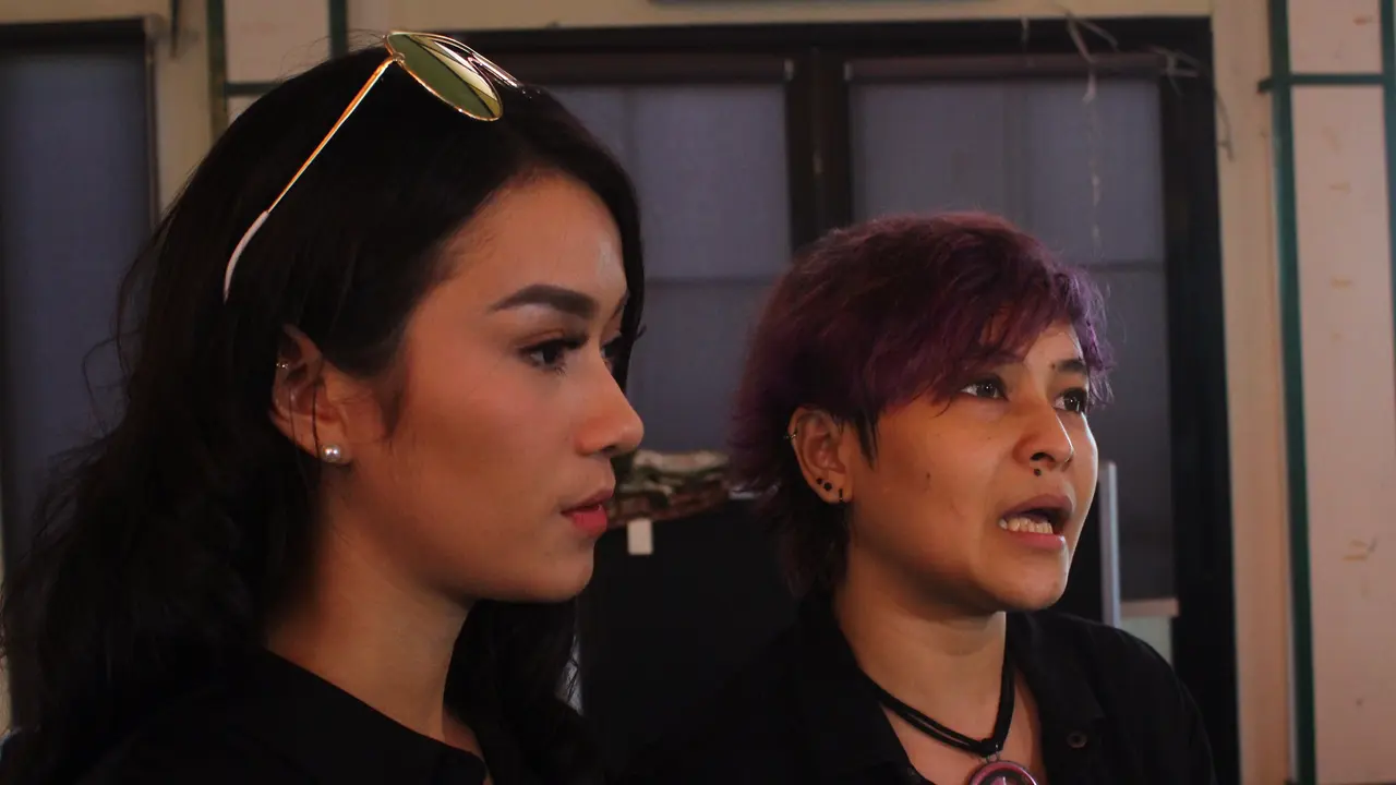 Tak terasa, Band The Virgin sudah mengarungi belantika musik Indonesia selama sembilan tahun.