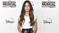 Olivia Rodrigo saat menghadiri Premiere Of Disney+'s "High School Musical: The Musical: The Series" di Walt Disney Studio Lot, di Burbank, California (1/11/2019). (AFP/Frazer Harrison)