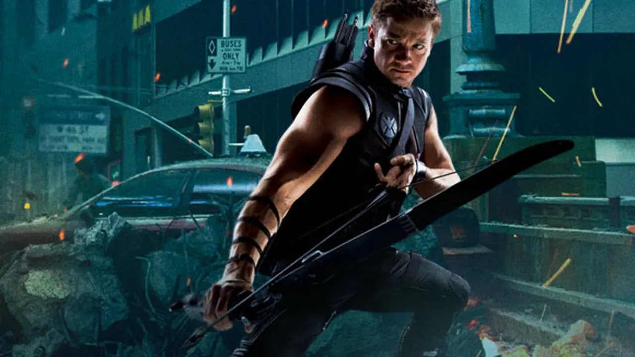 Avengers: Age of Ultron Resmi Tampilkan Kostum Baru Hawkeye