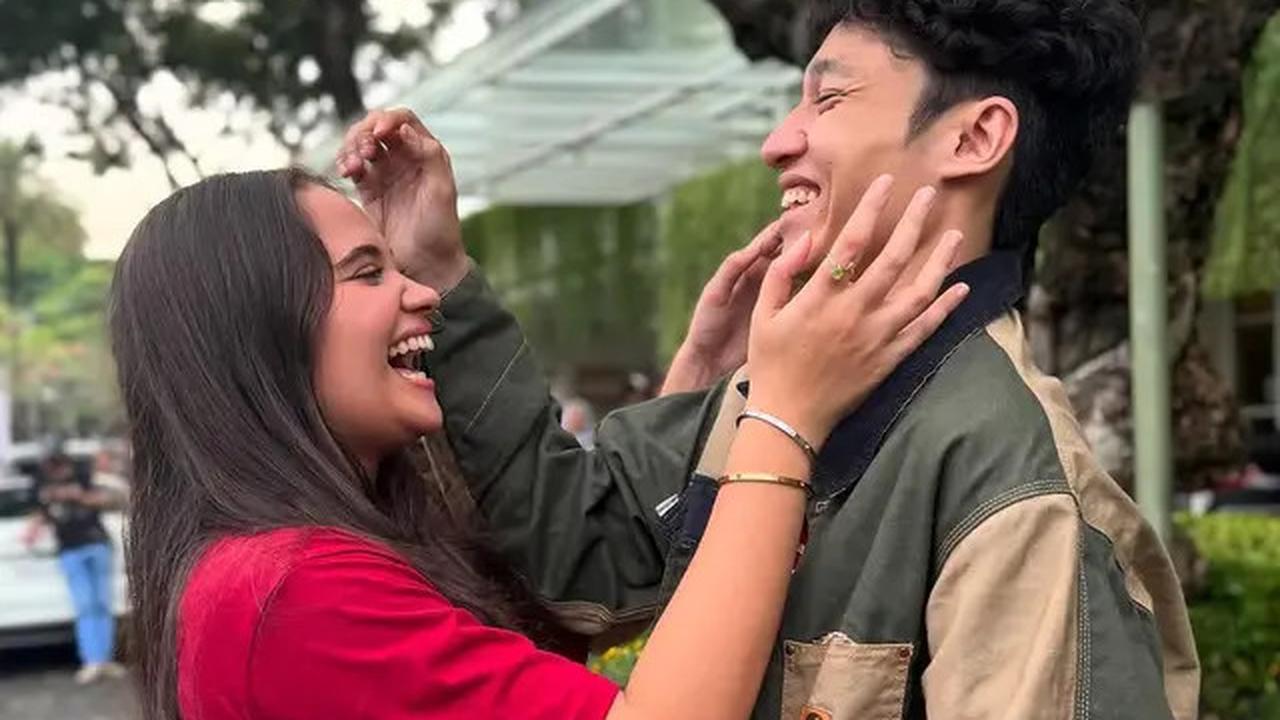 7 Potret Kiesha Alvaro dan Aurora Ribero Pemeran 'Komang', Kiesha Tulis Pesan Menyentuh